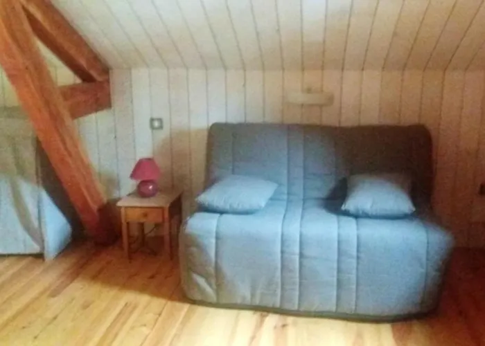 Maison Accueillante à Avec Piscine Partagée Сasa de vacaciones